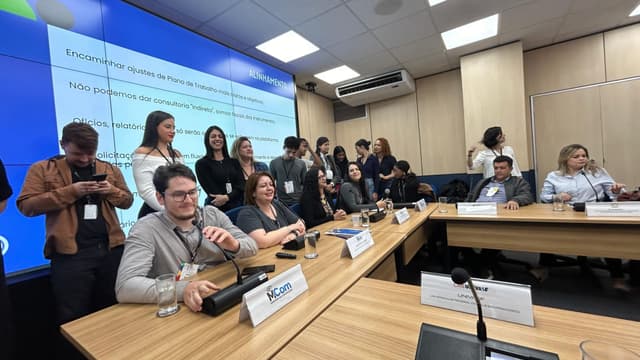 Reunião gerencial no MCom